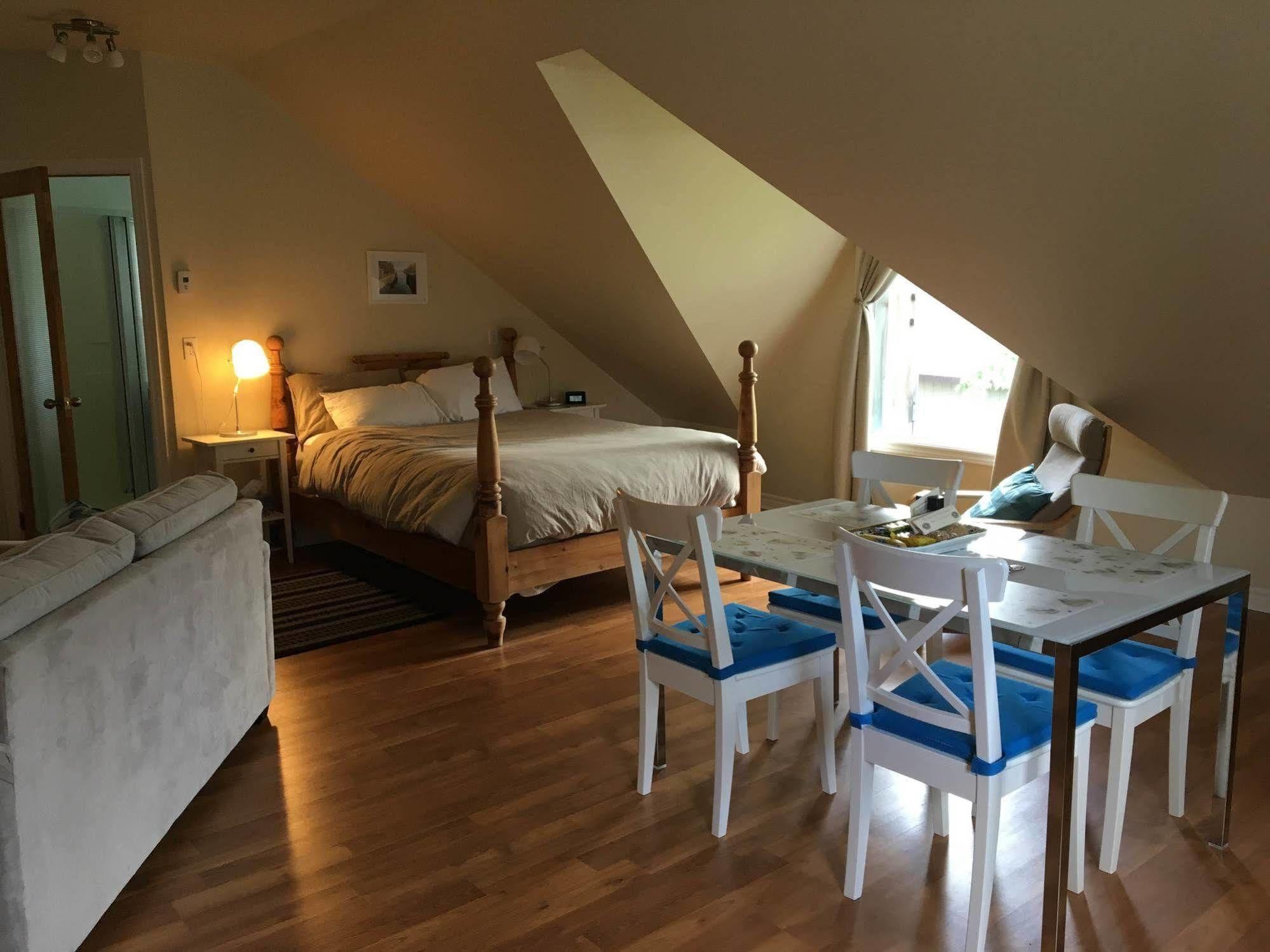 Merrickville Guest Suites Екстериор снимка